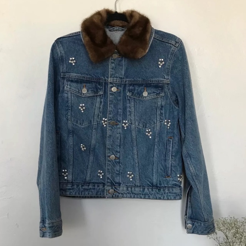 Denim jacket with faux fur collar